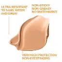 3337875797641_Anthelios-Uvmune-400-Invisible-Tinted-Fluid-Spf50+-Sun-Cream_50ml_04_La-Roche-Posay.webp
