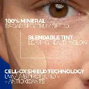 06_Anthelios-Mineral-Tinted-PRODUCT-HIGHLIGHTS-2.webp
