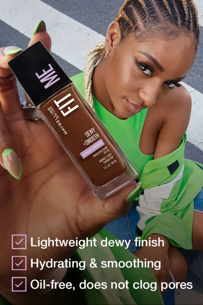 maybelline-fit-me-dewy-smooth-foundation-benefits.webp